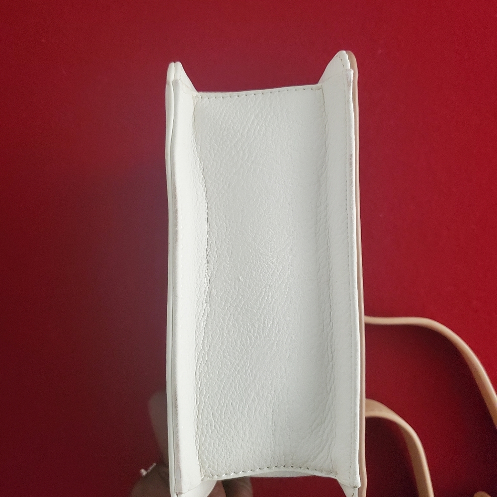 Purse - Picture 8 of 8